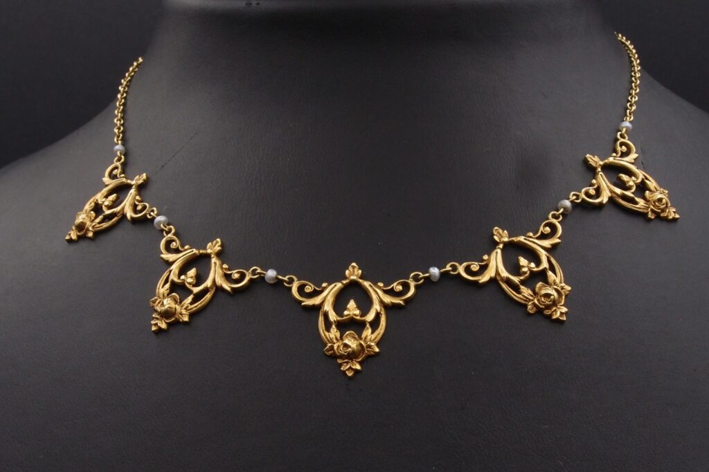collier draperie 1900 or et perles