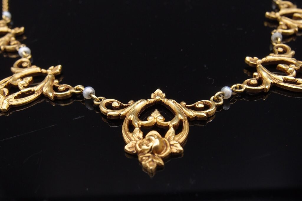 collier draperie 1900 or et perles