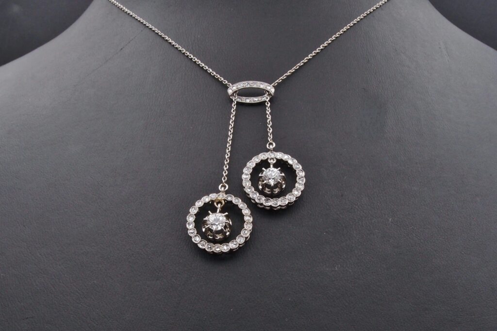 Collier Négligé platine et diamants vers 1910
