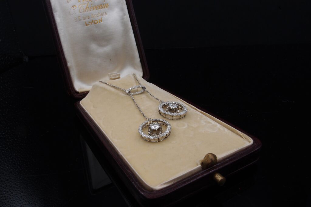 Collier Négligé platine et diamants vers 1910