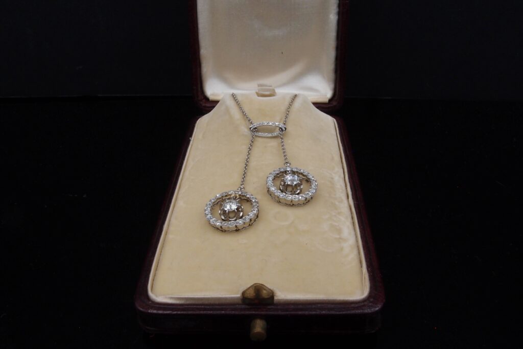Collier Négligé platine et diamants vers 1910