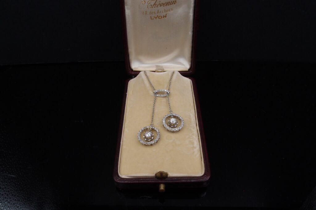 Collier Négligé platine et diamants vers 1910