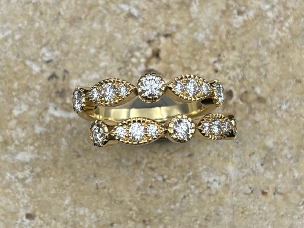 ALLIANCES DIAMANTS EN OR JAUNE 18 CARATS